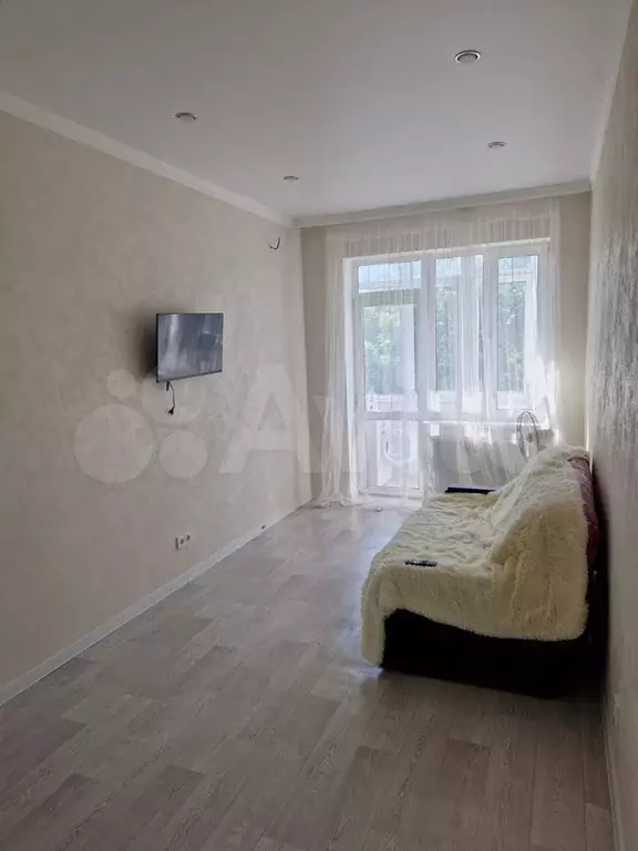 1-к. квартира, 40 м, 3/3 эт. - Фото 0