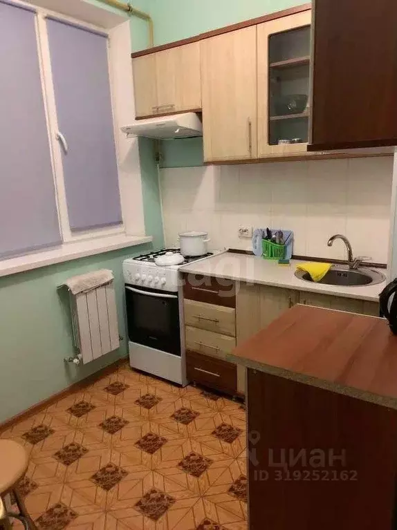 2-к кв. Крым, Симферополь ул. Рождественская (52.0 м) - Фото 0