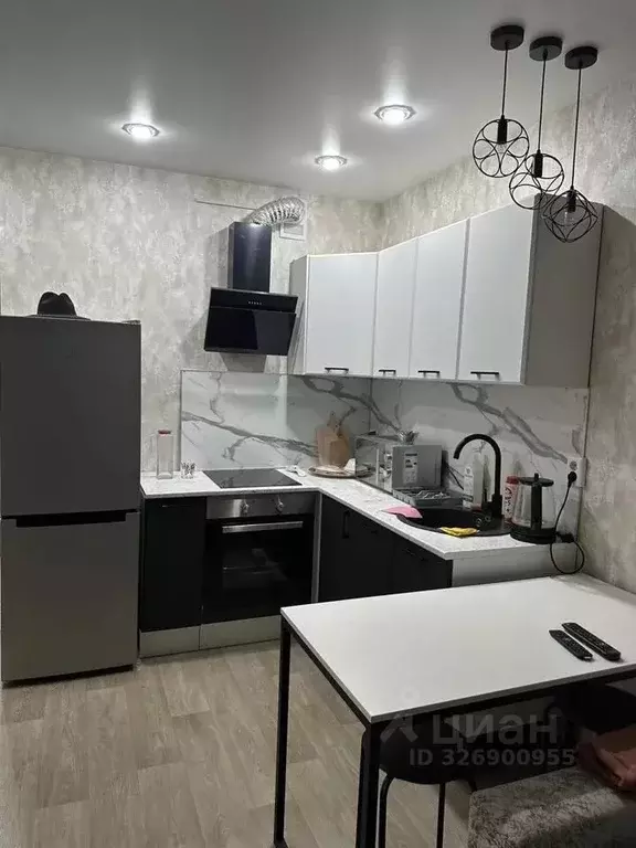 Студия Татарстан, Казань Тэцевская ул., 4Е (30.2 м) - Фото 1