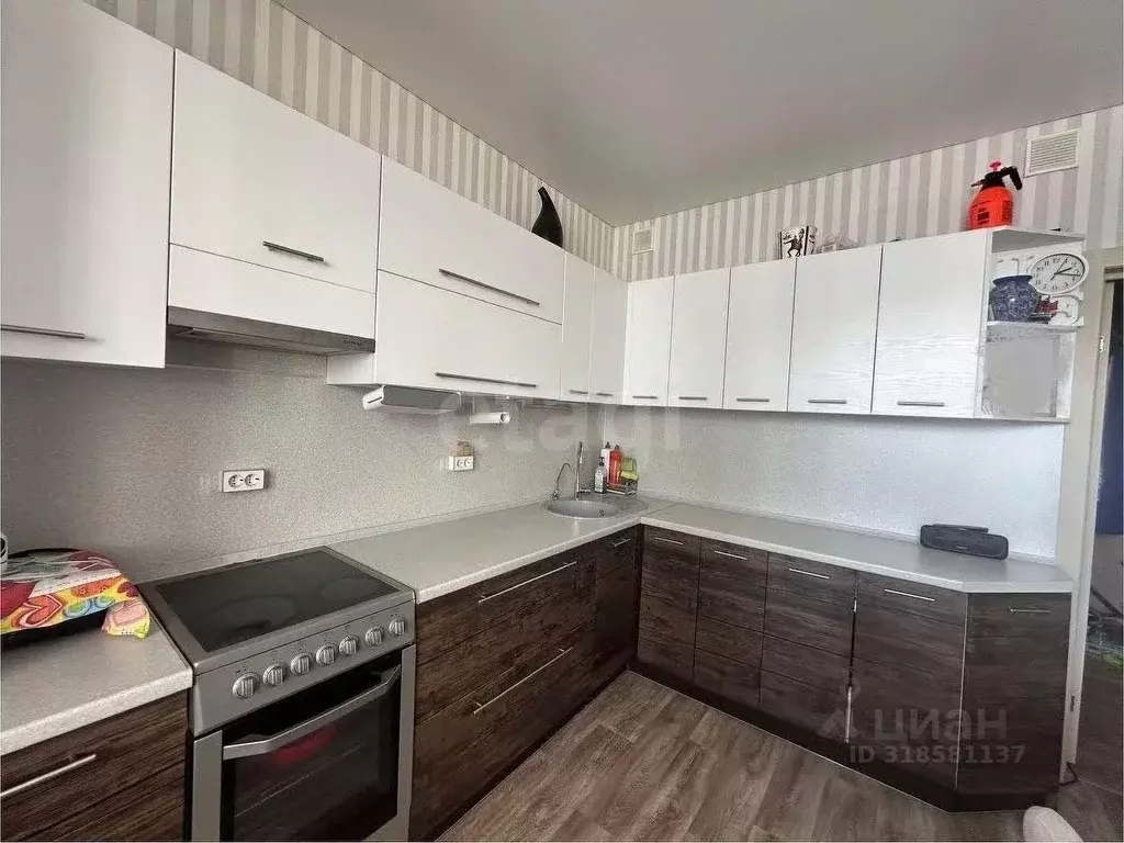2-к кв. Оренбургская область, Оренбург Транспортная ул., 16 (55.8 м) - Фото 1