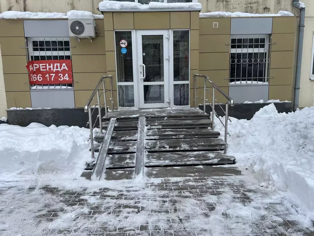 Торговая площадь в Башкортостан, Уфа просп. Октября, 66А (45 м) - Фото 1