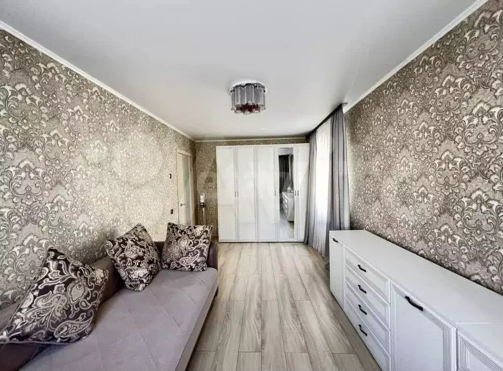 3-к. квартира, 60,9 м, 1/5 эт. - Фото 0
