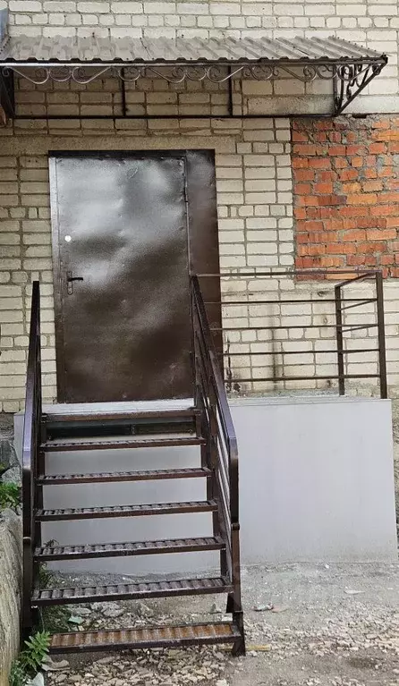 Помещение свободного назначения в Смоленская область, Ярцево ул. ... - Фото 1