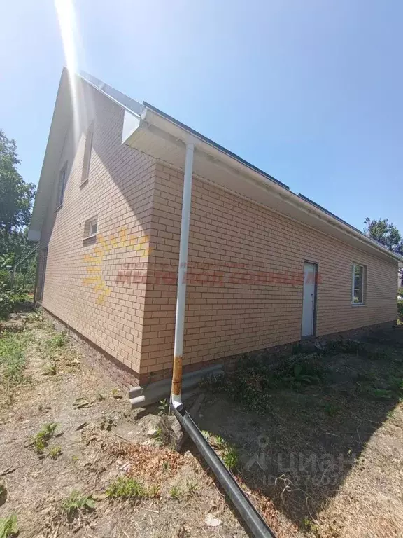 Дом в Краснодарский край, Ейск  (300 м) - Фото 2