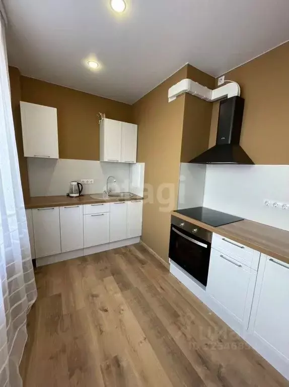 2-к кв. Иркутская область, Иркутск Амурский проезд, 8 (83.0 м) - Фото 2