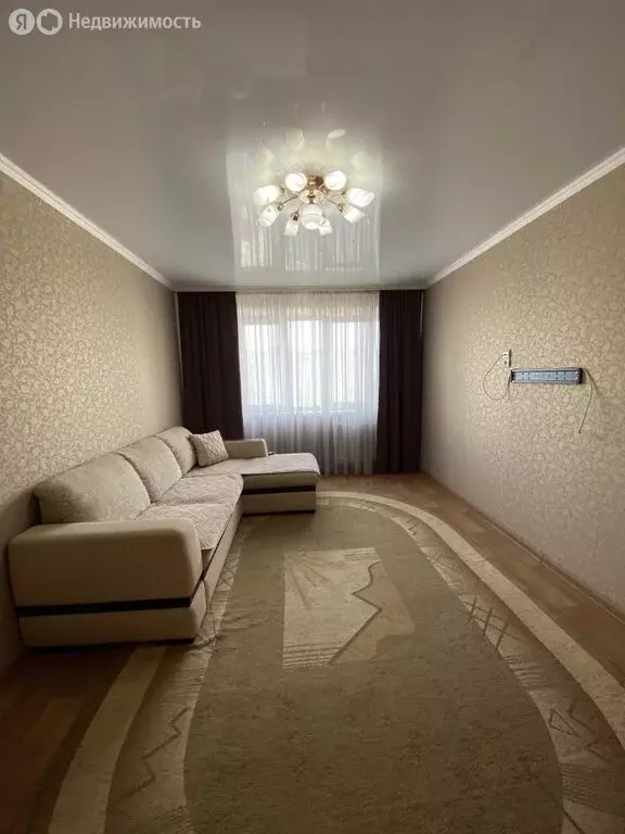 3-комнатная квартира: Стерлитамак, улица Гоголя, 102 (68 м) - Фото 1