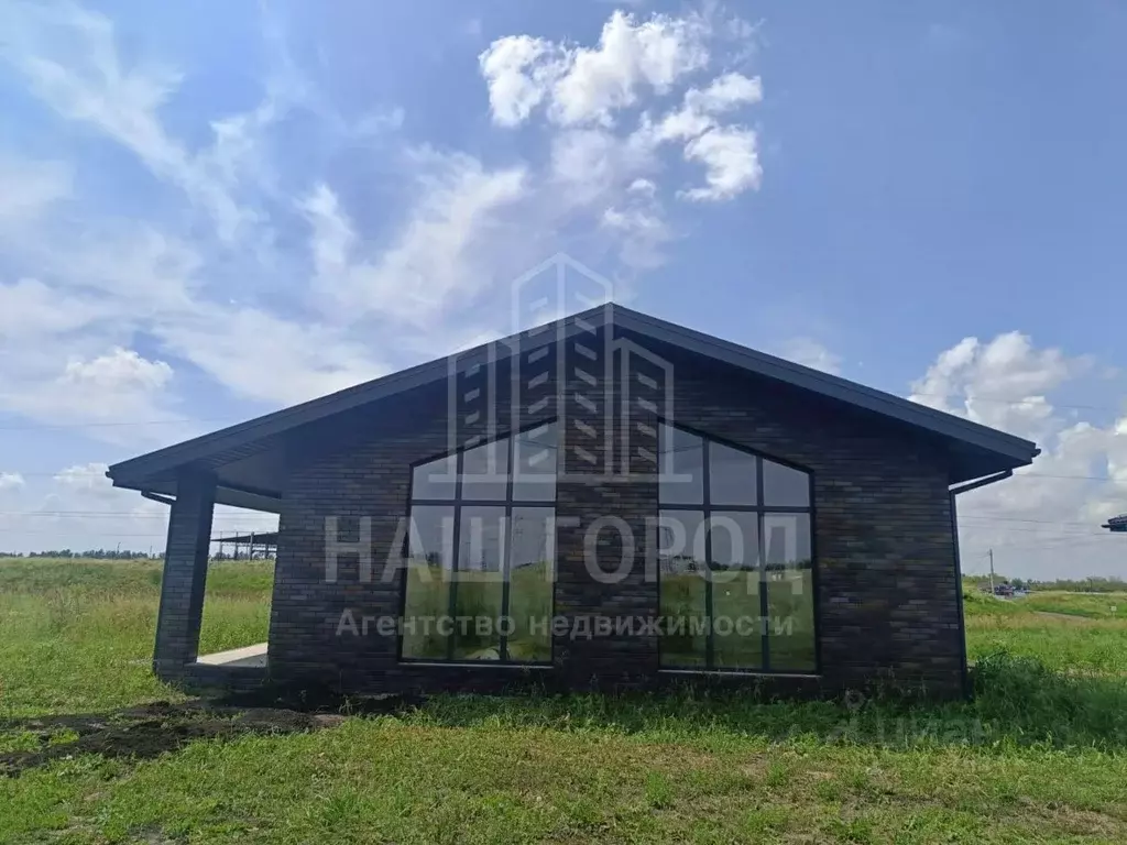 Дом в Тамбовская область, Тамбовский муниципальный округ, д. Крутые ... - Фото 1