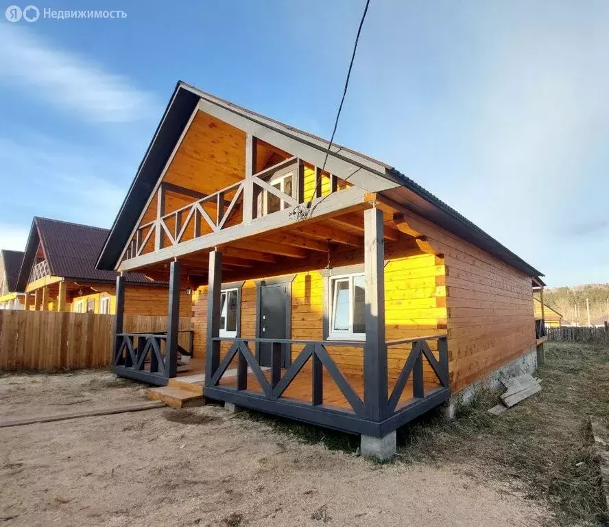 Дом в Карлук, улица Алексея Леонова (140 м) - Фото 1