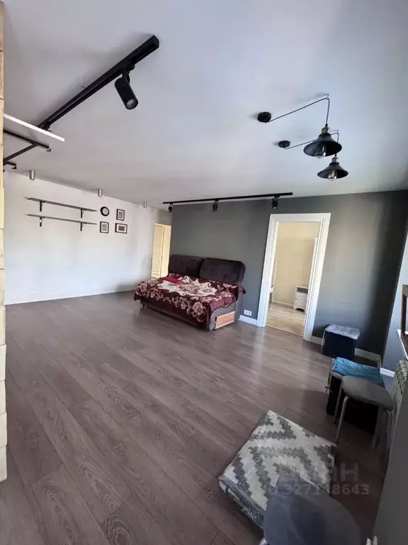 3-к кв. Алтайский край, Барнаул ул. Антона Петрова, 120 (57.0 м) - Фото 1