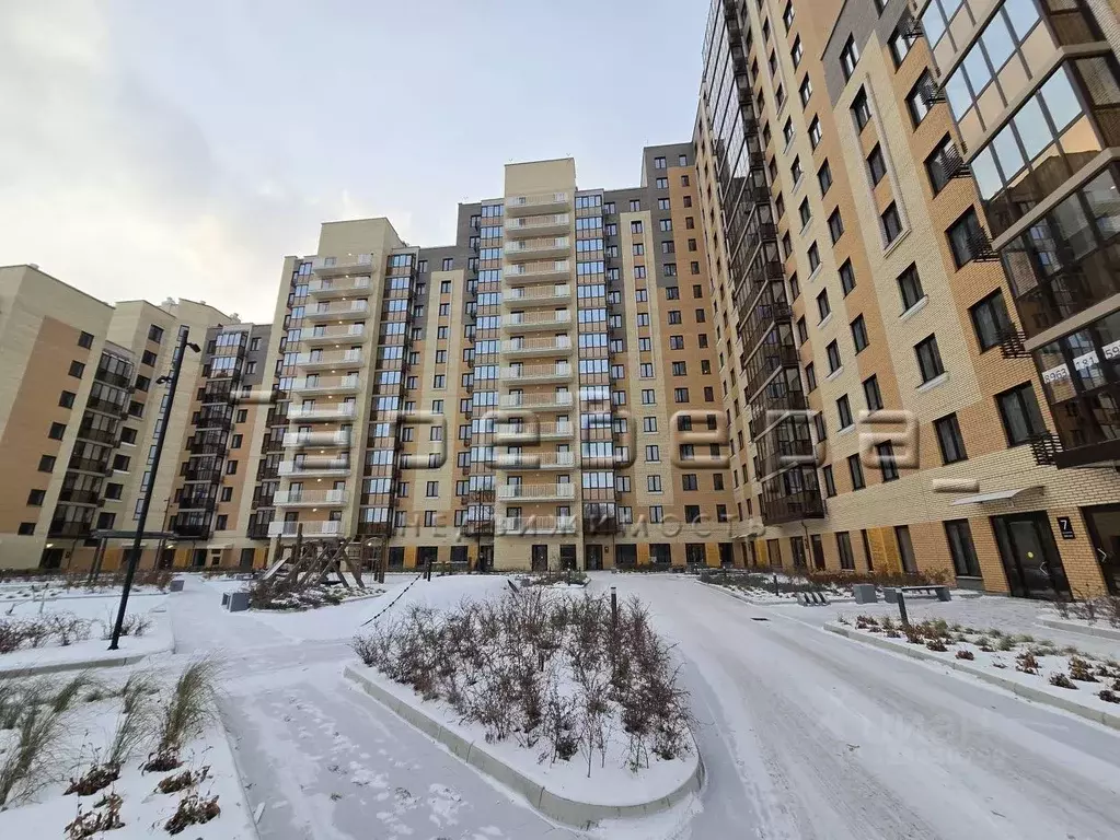 1-к кв. Красноярский край, Красноярск Регатная ул., 3 (40.1 м) - Фото 1