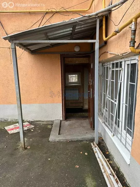 3-комнатная квартира: Нижний Новгород, улица Литвинова, 40 (50 м) - Фото 2