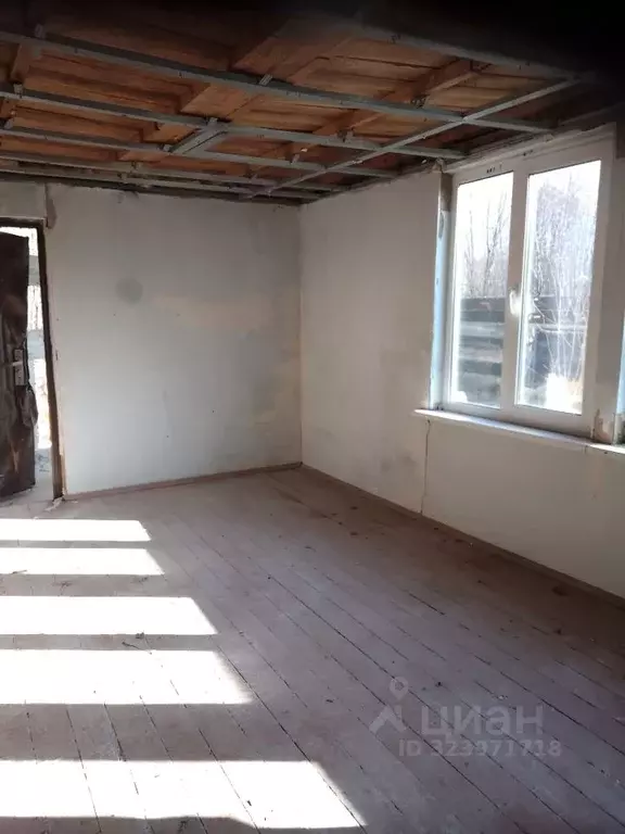 Дом в Красноярский край, Бирилюсский муниципальный округ, пос. ... - Фото 2