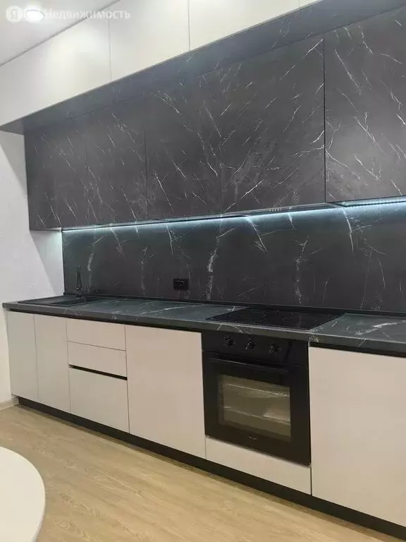 2-комнатная квартира: Абакан, улица Авиаторов, 5 (48 м) - Фото 1