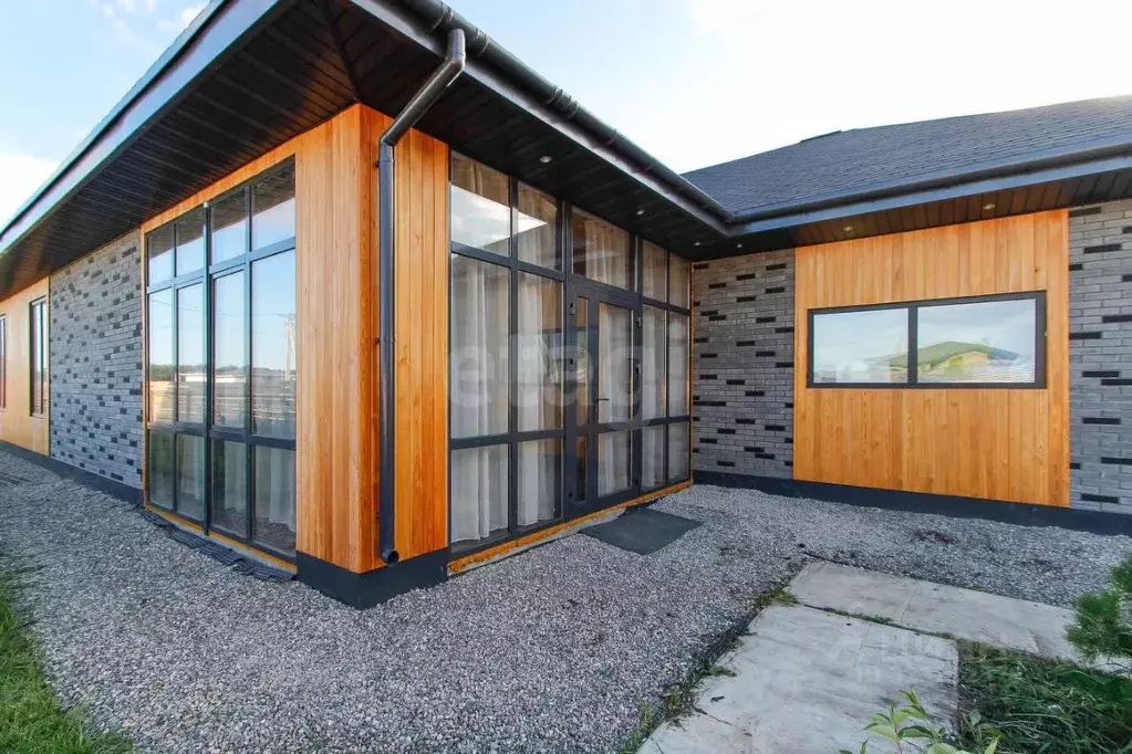 Дом в Тюменская область, Тюменский муниципальный округ, д. Падерина ... - Фото 1