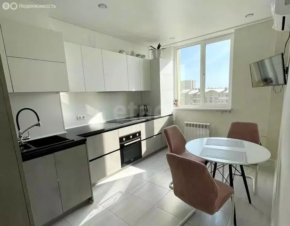 2-комнатная квартира: Анапа, улица Ленина, 183 (77 м) - Фото 1