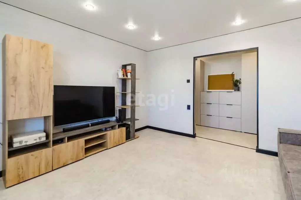 3-к кв. Хабаровский край, Комсомольск-на-Амуре просп. Победы, 33к5 ... - Фото 1