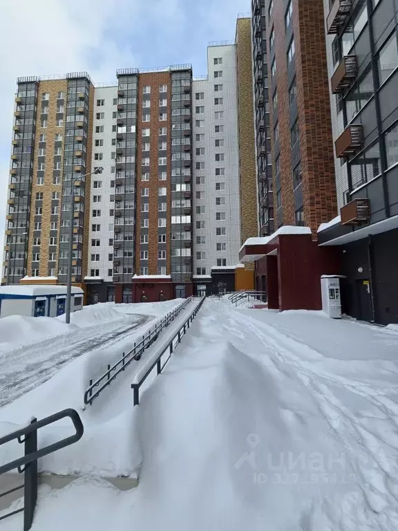 3-к кв. Москва ул. Кварцевая, 4к1 (81.9 м) - Фото 1