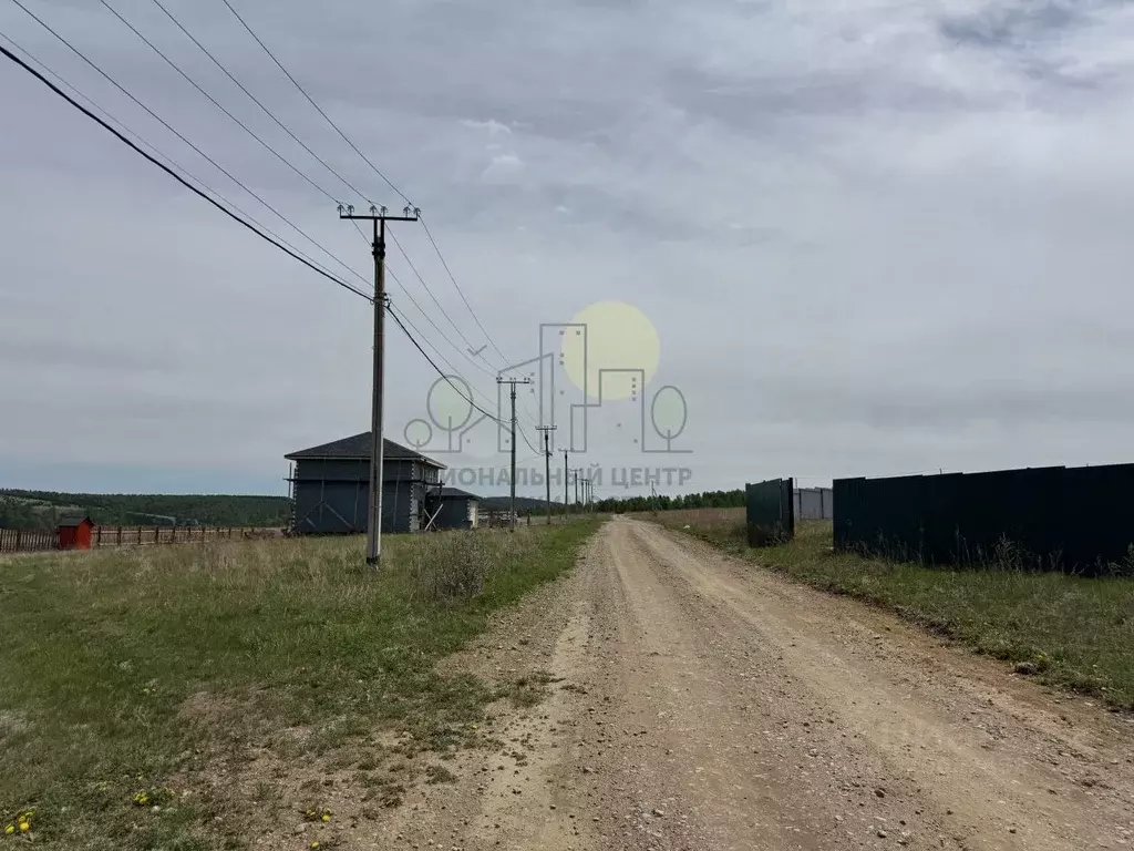 Участок в Иркутская область, Иркутский муниципальный округ, д. ... - Фото 1