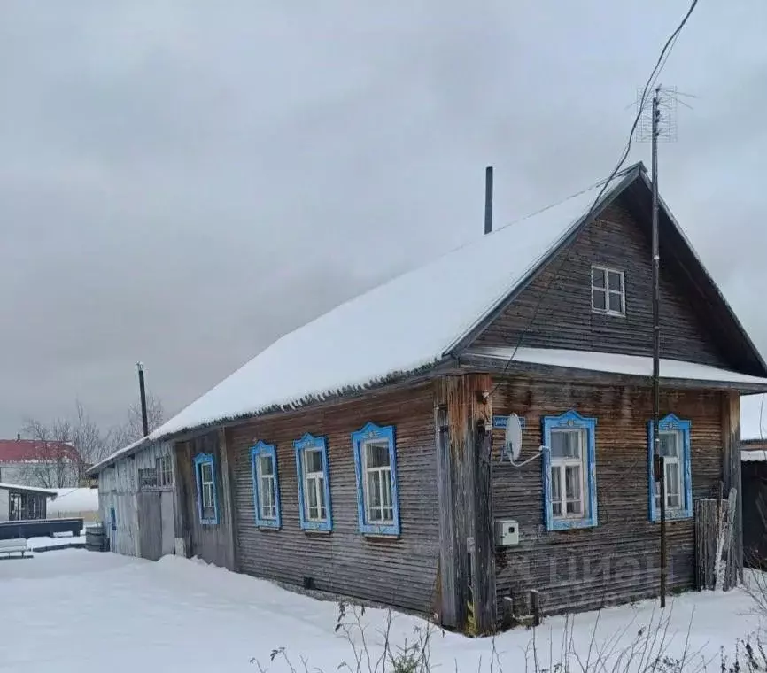 Дом в Пермский край, Александровск Яйва пгт, Советская ул., 12 (39 м) - Фото 2