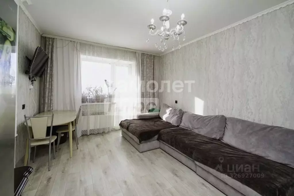 1-к кв. Омская область, Омск ул. 3-я Енисейская, 32/2 (39.7 м) - Фото 2