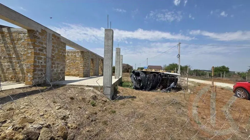 Дом в Крым, Сакский район, с. Вересаево ул. Северная, 26 (302 м) - Фото 1