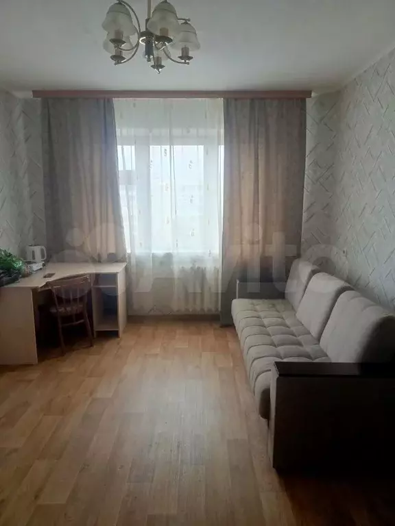 Комната 17 м в 3-к., 8/10 эт. - Фото 0