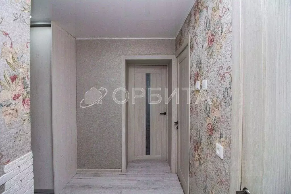 2-к кв. Тюменская область, Тюмень ул. Циолковского, 15 (51.9 м) - Фото 2