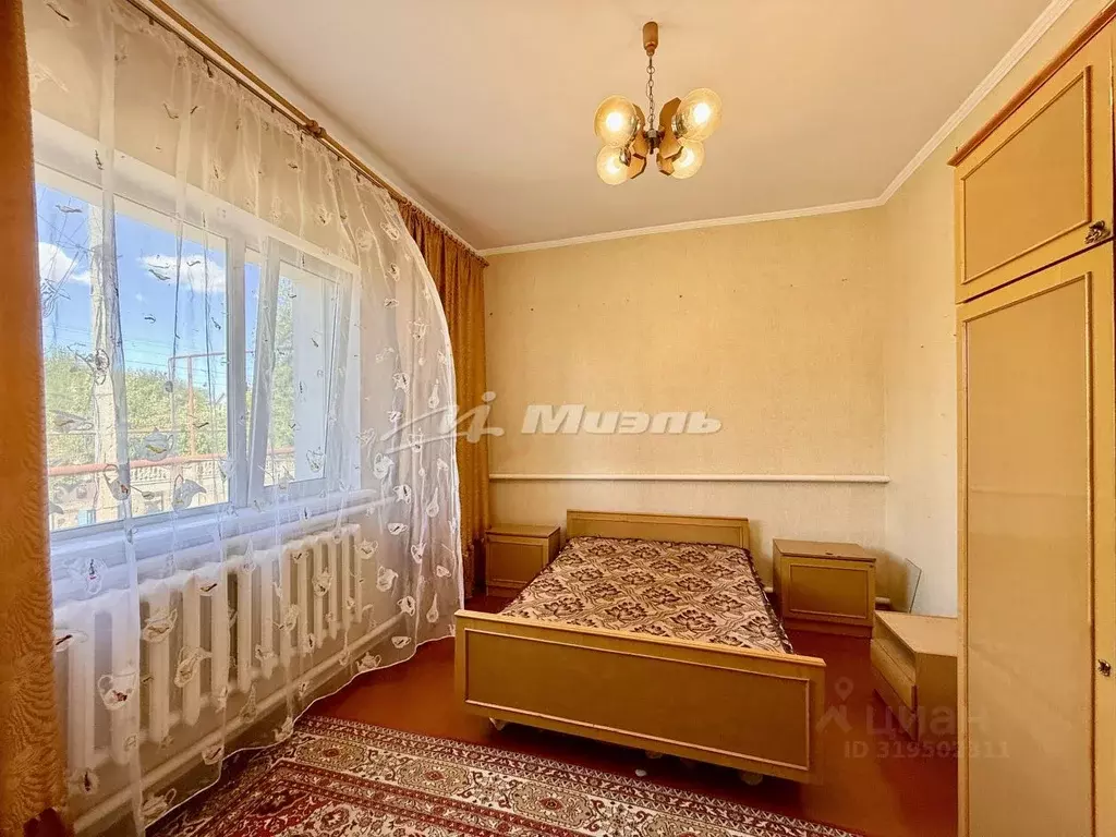 Дом в Крым, Симферопольский район, Гвардейское пгт ул. Садовая, 42 ... - Фото 1