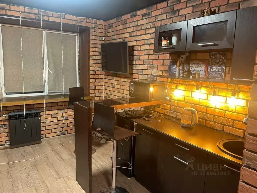 Студия Свердловская область, Екатеринбург ул. Ясная, 1к6 (17.1 м) - Фото 2