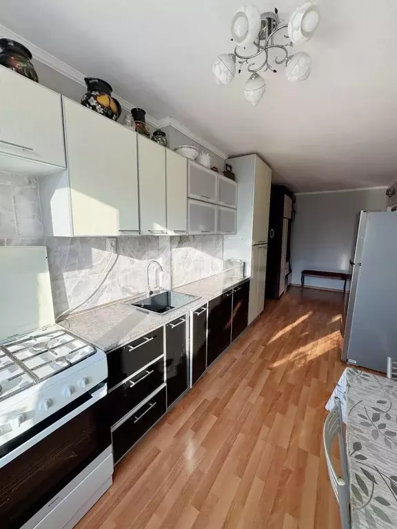 Квартира, 3 комнаты, 62 м - Фото 0