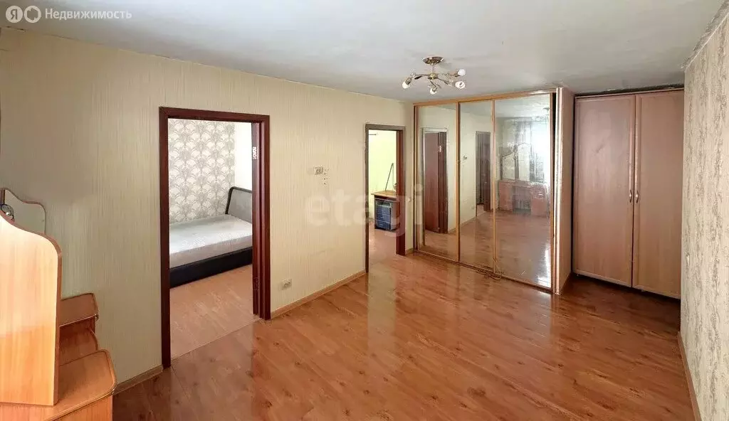 3-комнатная квартира: Петропавловск-Камчатский, улица Карбышева, 2 ... - Фото 1