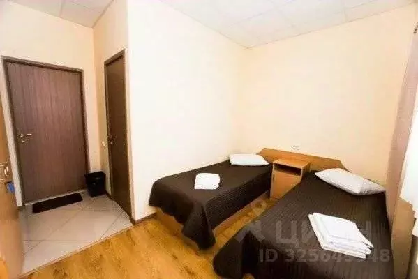 Комната Тюменская область, Тюмень ул. 30 лет Победы, 111Б (13.0 м) - Фото 1