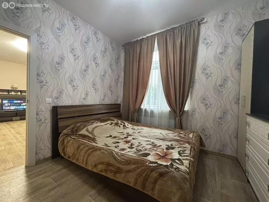 3-комнатная квартира: Новокуйбышевск, улица 50-летия НПЗ, 8А (64.4 м) - Фото 2