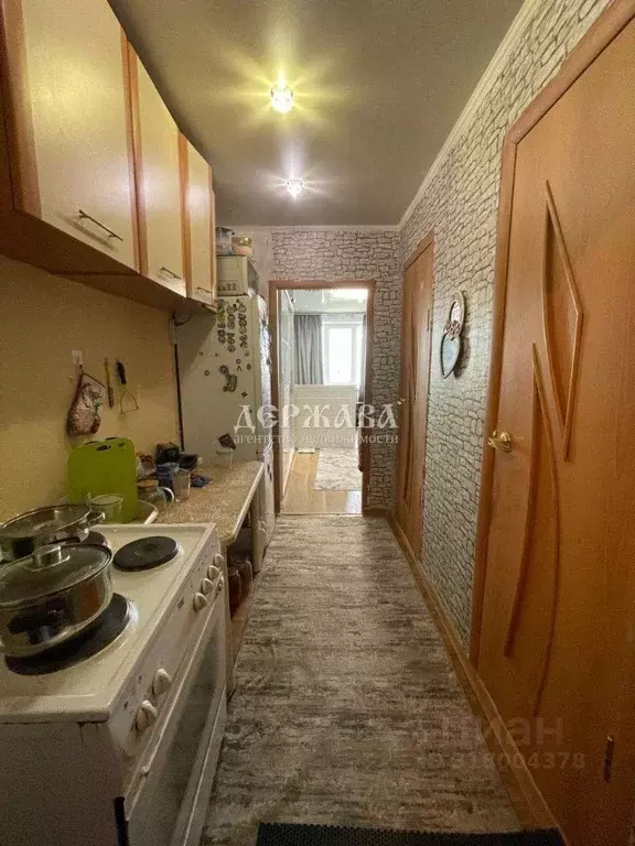 1-к кв. Белгородская область, Старый Оскол Молодогвардеец мкр, 1 (23.0 ... - Фото 0