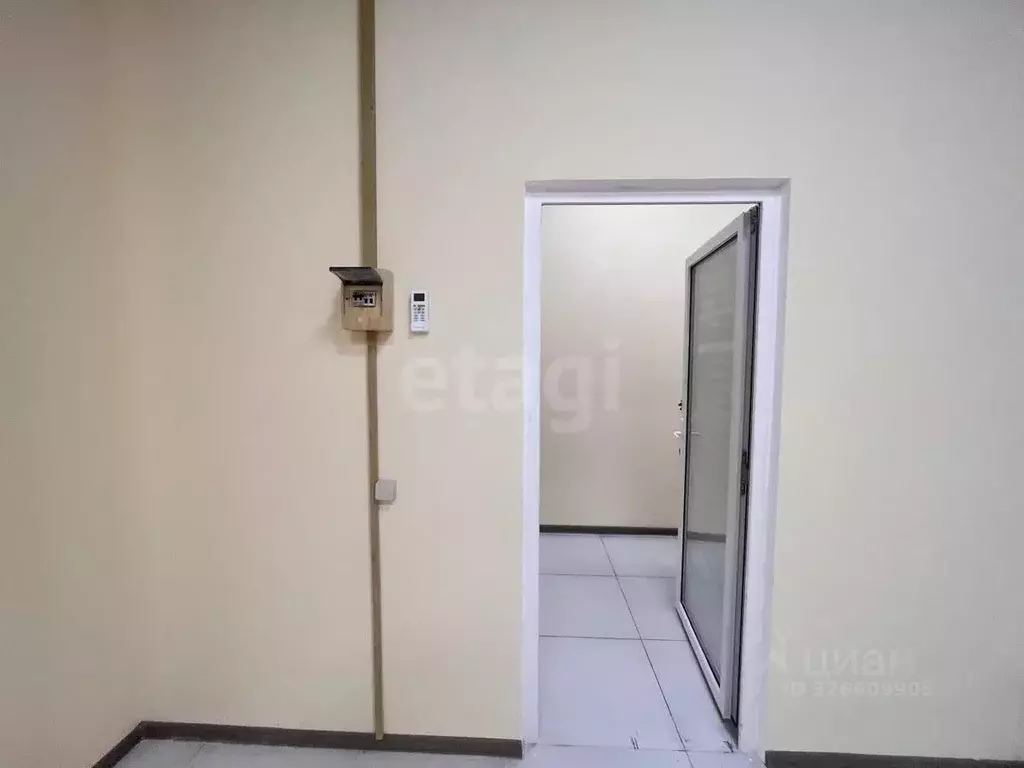 Помещение свободного назначения в Астраханская область, Астрахань пер. ... - Фото 2