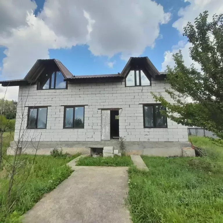 Дом в Тульская область, Веневский муниципальный округ, с. Березово ул. ... - Фото 1