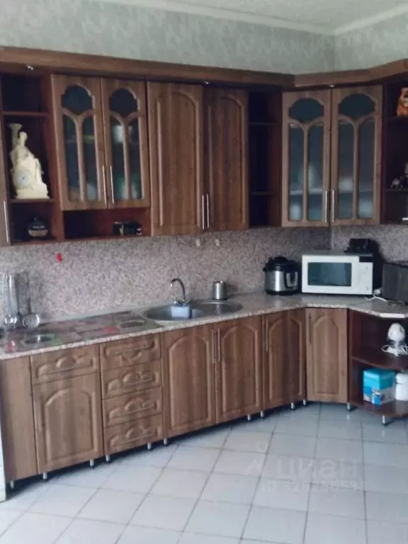 Дом в Волгоградская область, Фролово ул. Дружбы, 10 (264 м) - Фото 2