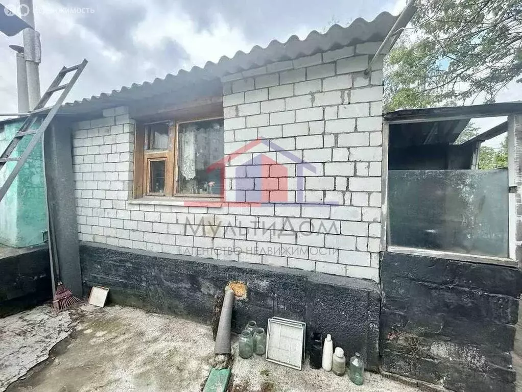 Дом в Старый Оскол, улица Ватутина (30 м) - Фото 1