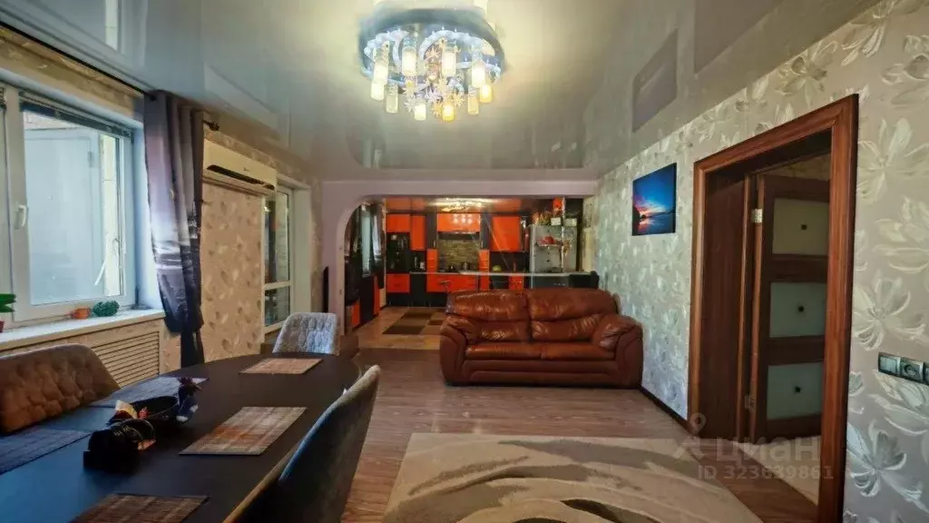 Дом в Самарская область, Самара Четвертая Кряжская ул., 17 (240 м) - Фото 2