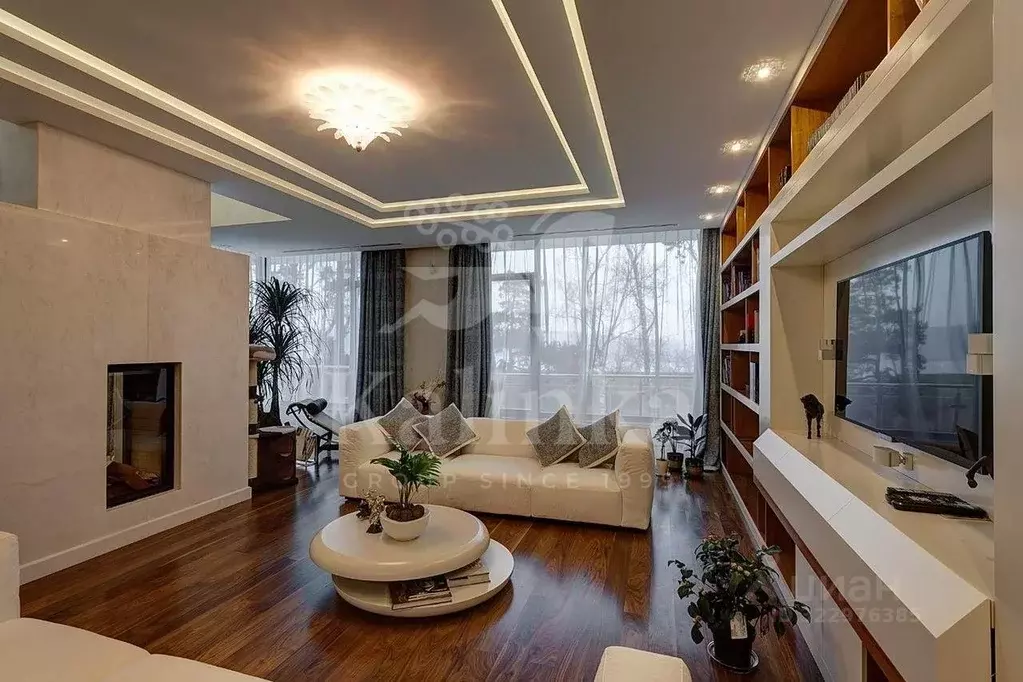 Дом в Московская область, Красногорск Резиденция Рублево кп,  (600 м) - Фото 1