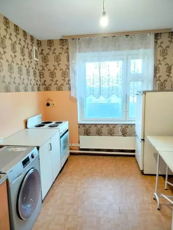 2-к кв. Ульяновская область, Ульяновск ул. Пушкарева, 44А (72.0 м) - Фото 0