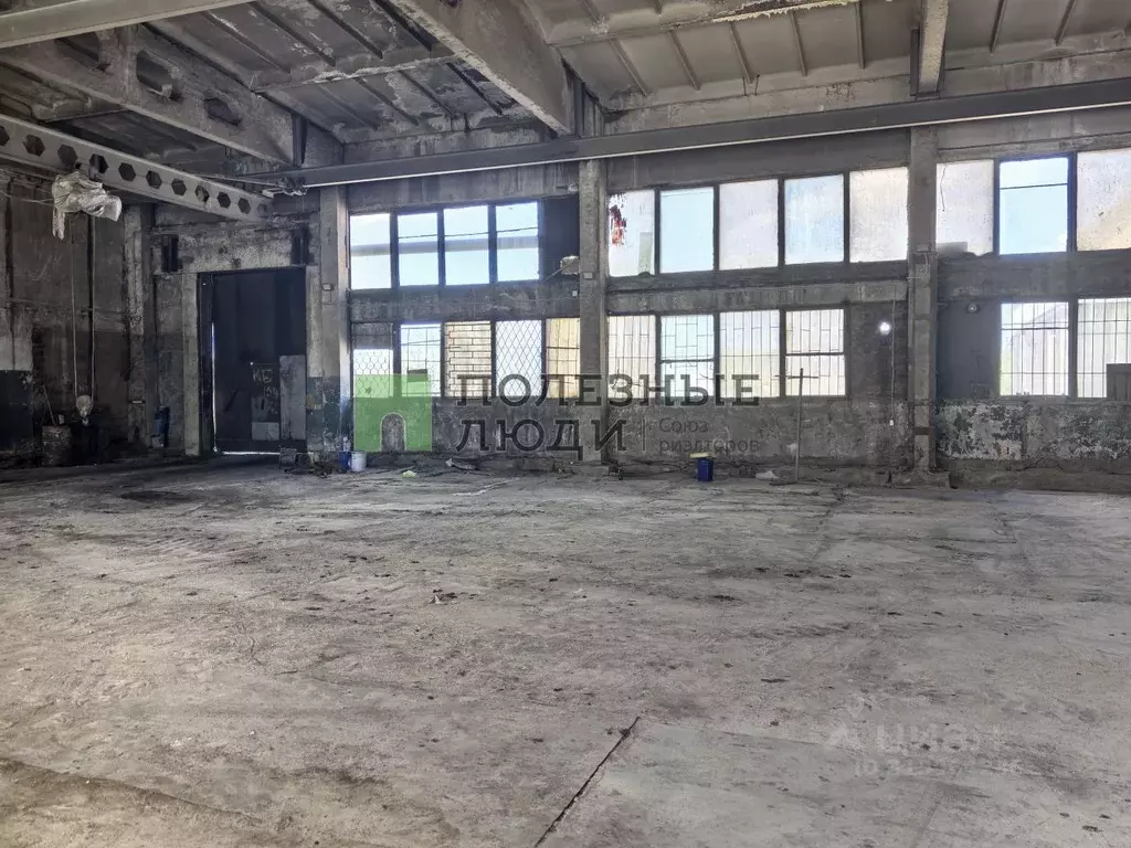 Помещение свободного назначения в Саратовская область, Саратов ул. ... - Фото 0