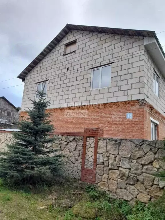 Дом в Калужская область, Жуков ул. Угодка, 18 (230 м) - Фото 2