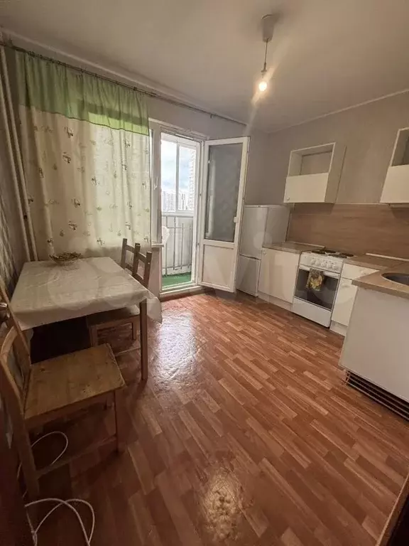 2-к. квартира, 55 м, 7/17 эт. - Фото 0