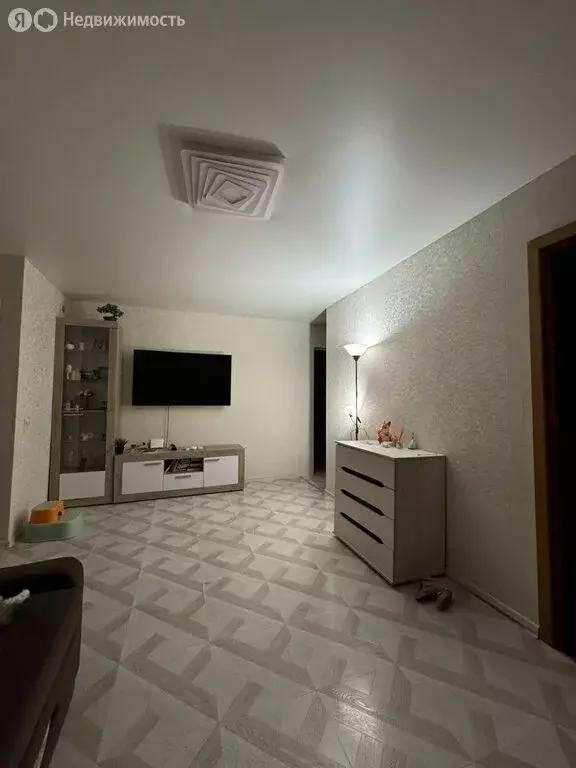 3-комнатная квартира: Новороссийск, улица Видова, 160 (57 м) - Фото 0