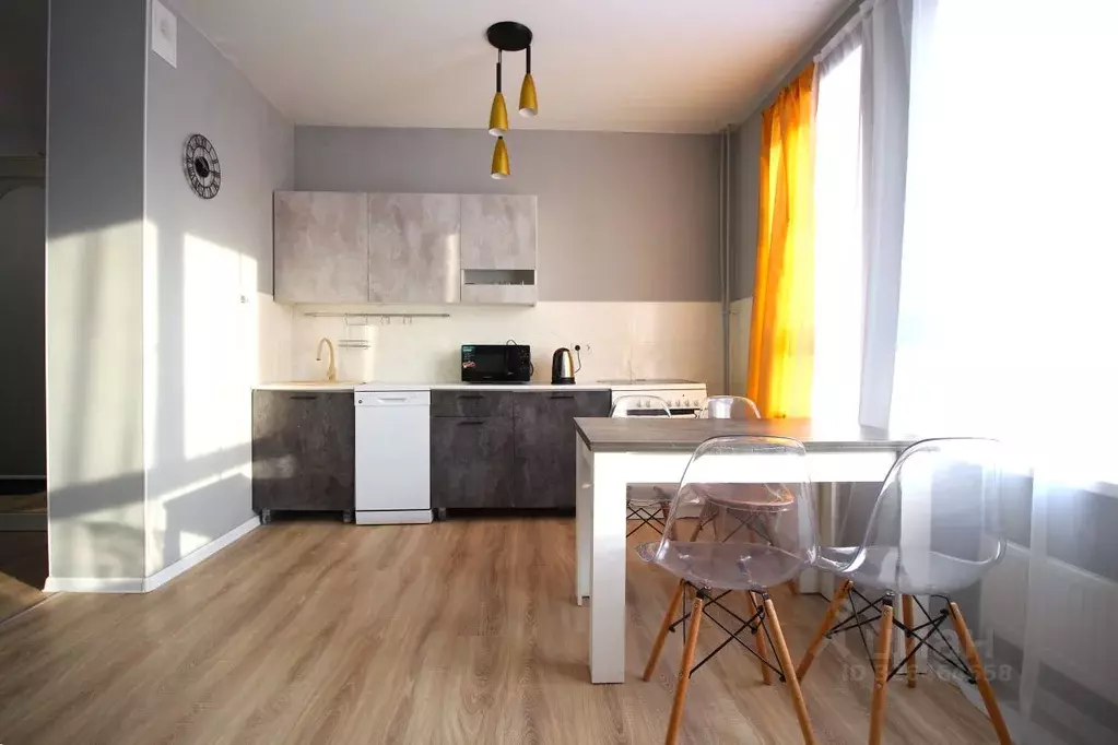 3-к кв. Московская область, Ленинский городской округ, Мисайлово пгт, ... - Фото 1