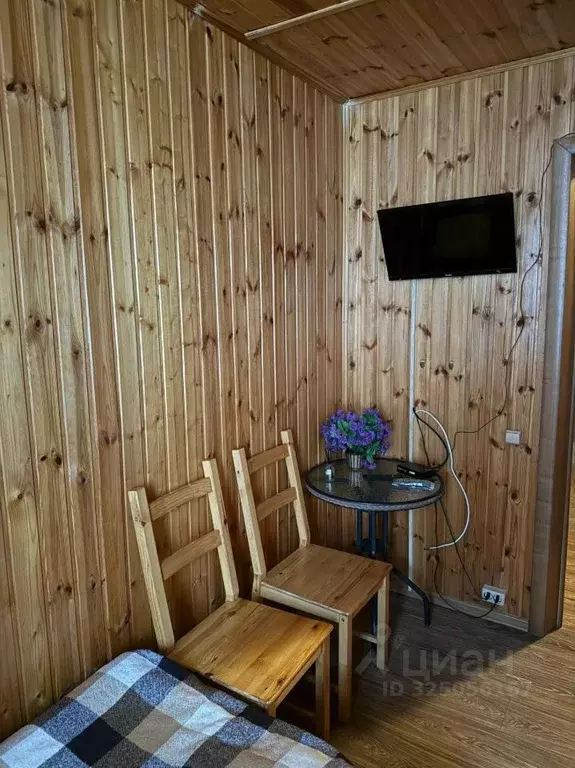 Комната Ленинградская область, Тихвин Никитинская ул., 27 (16.0 м) - Фото 2