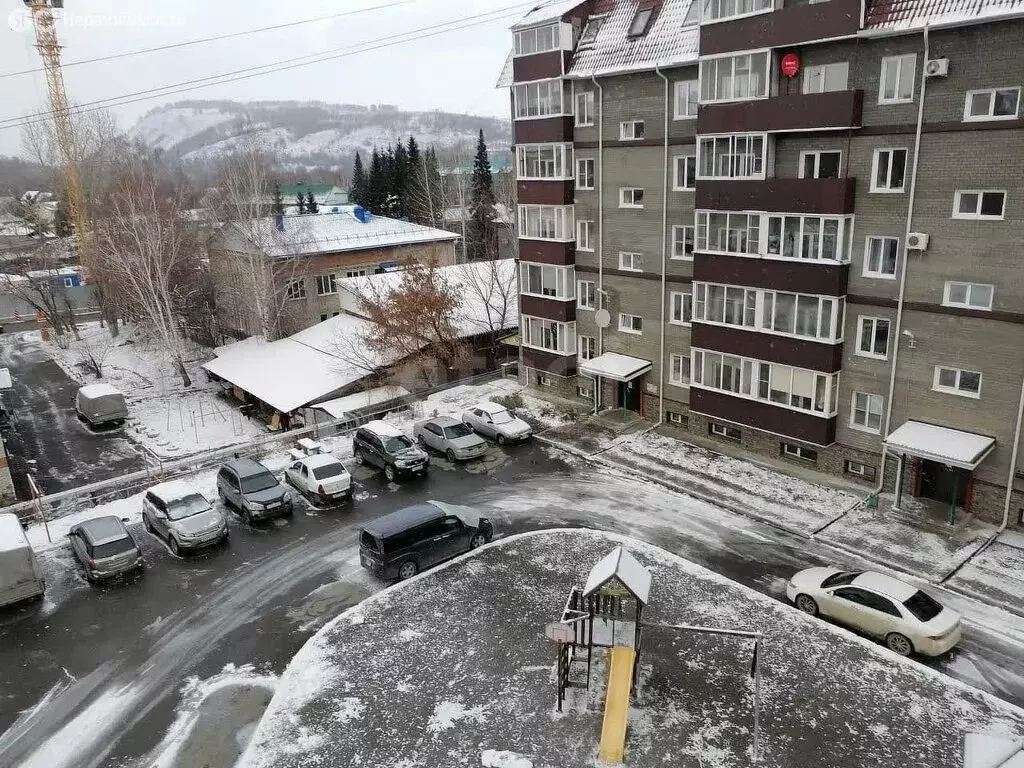 1-комнатная квартира: Горно-Алтайск, улица Строителей, 2/2 (36.7 м) - Фото 2