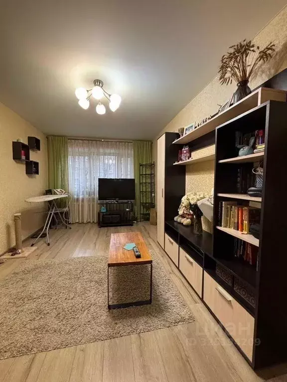 2-к кв. Московская область, Серпухов Российская ул., 38 (41.0 м) - Фото 2