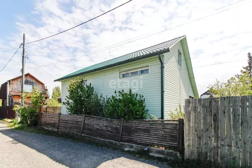 Дом в Тюменская область, Тюмень СОСН Аккумуляторщик-2 тер., ул. ... - Фото 0